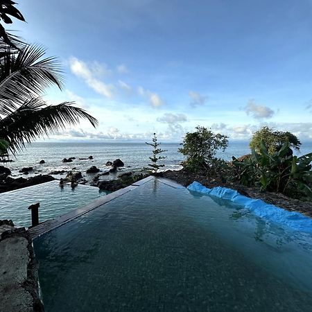 Pacific Nuqui Lodge Exterior photo