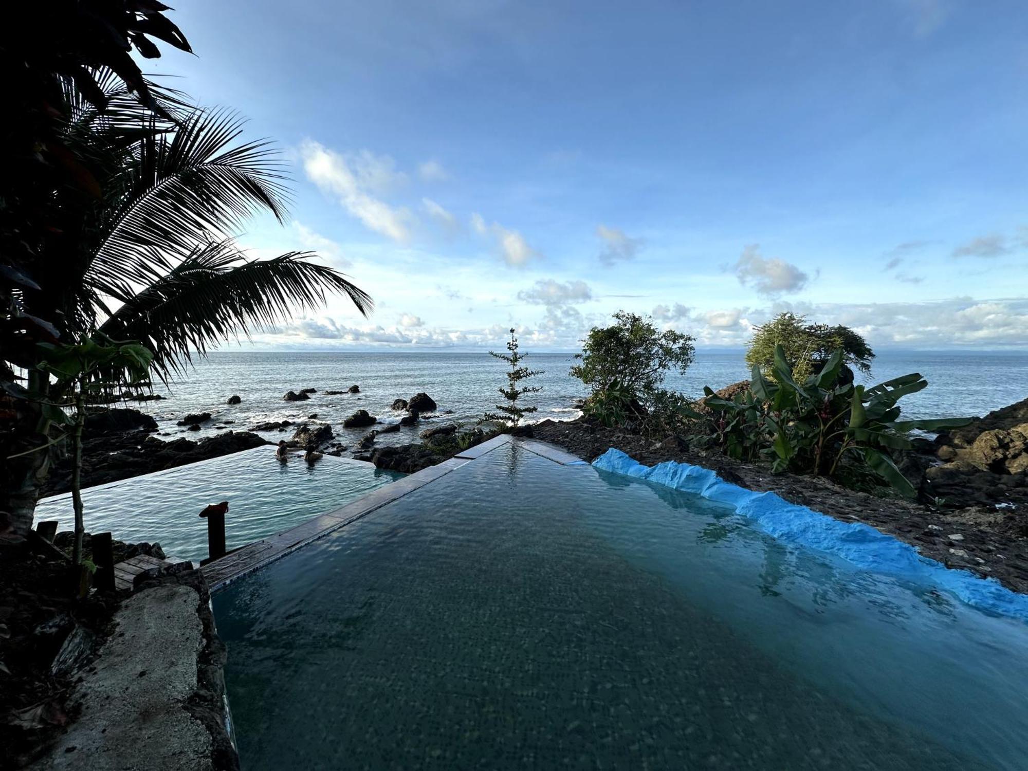 Pacific Nuqui Lodge Exterior photo